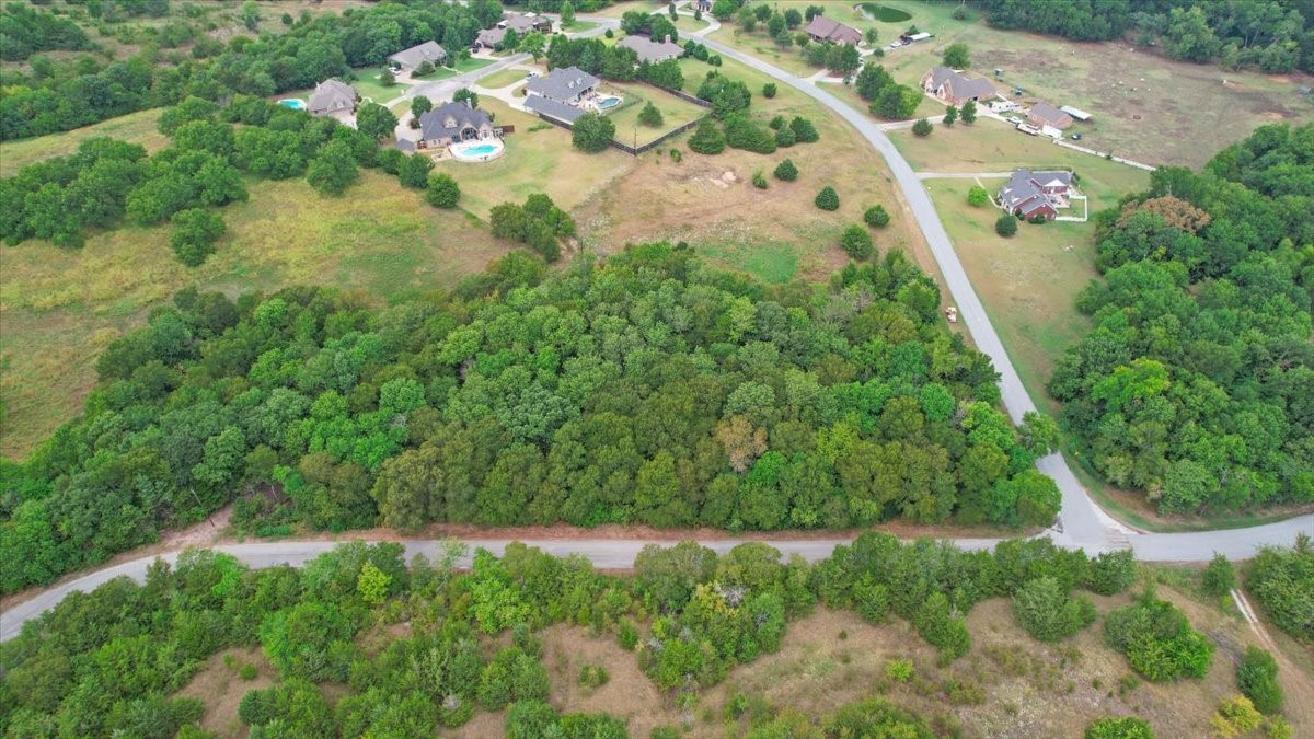 4 Fawn Hollow Trail Denison TX 75020