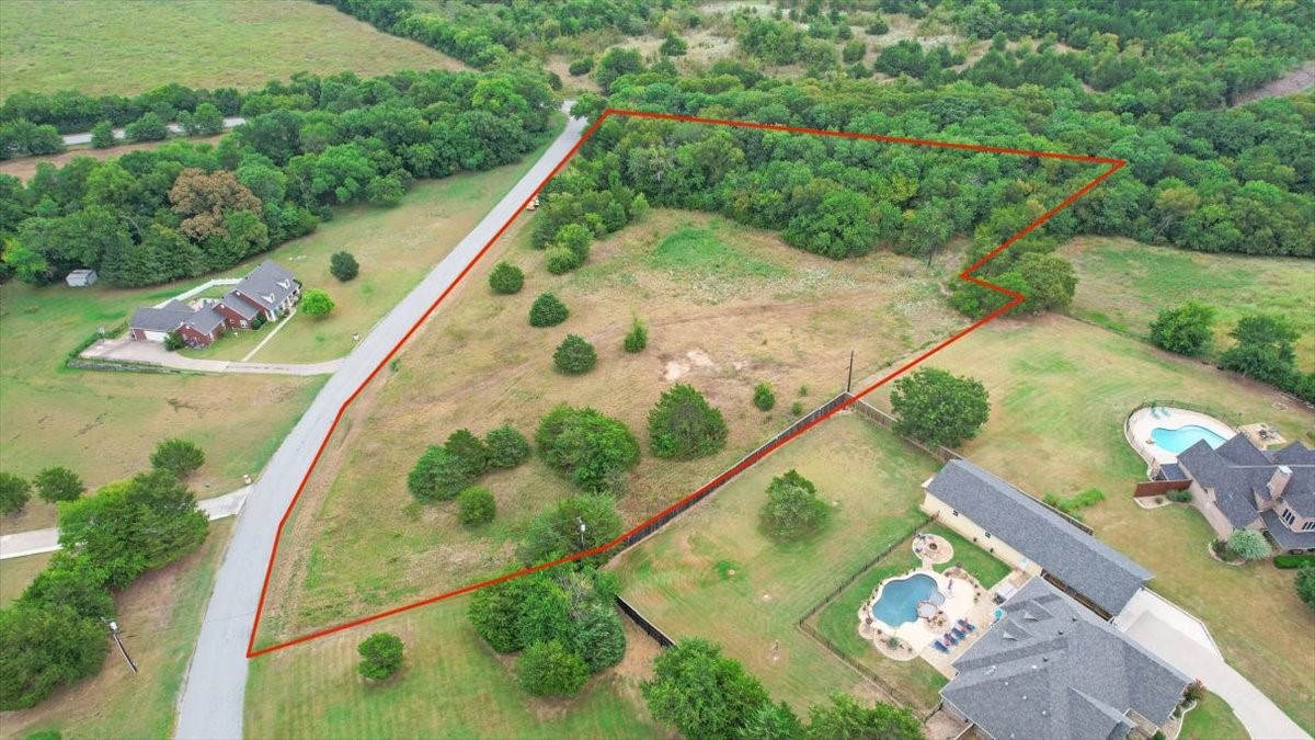 4 Fawn Hollow Trail Denison TX 75020