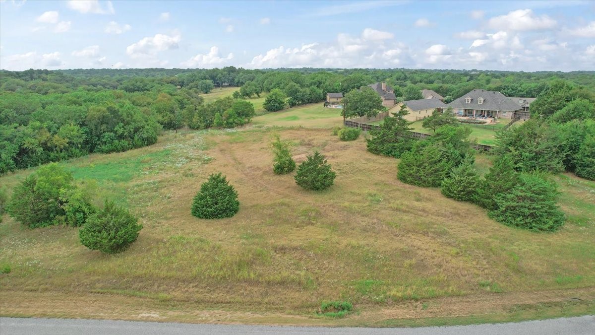 4 Fawn Hollow Trail Denison TX 75020