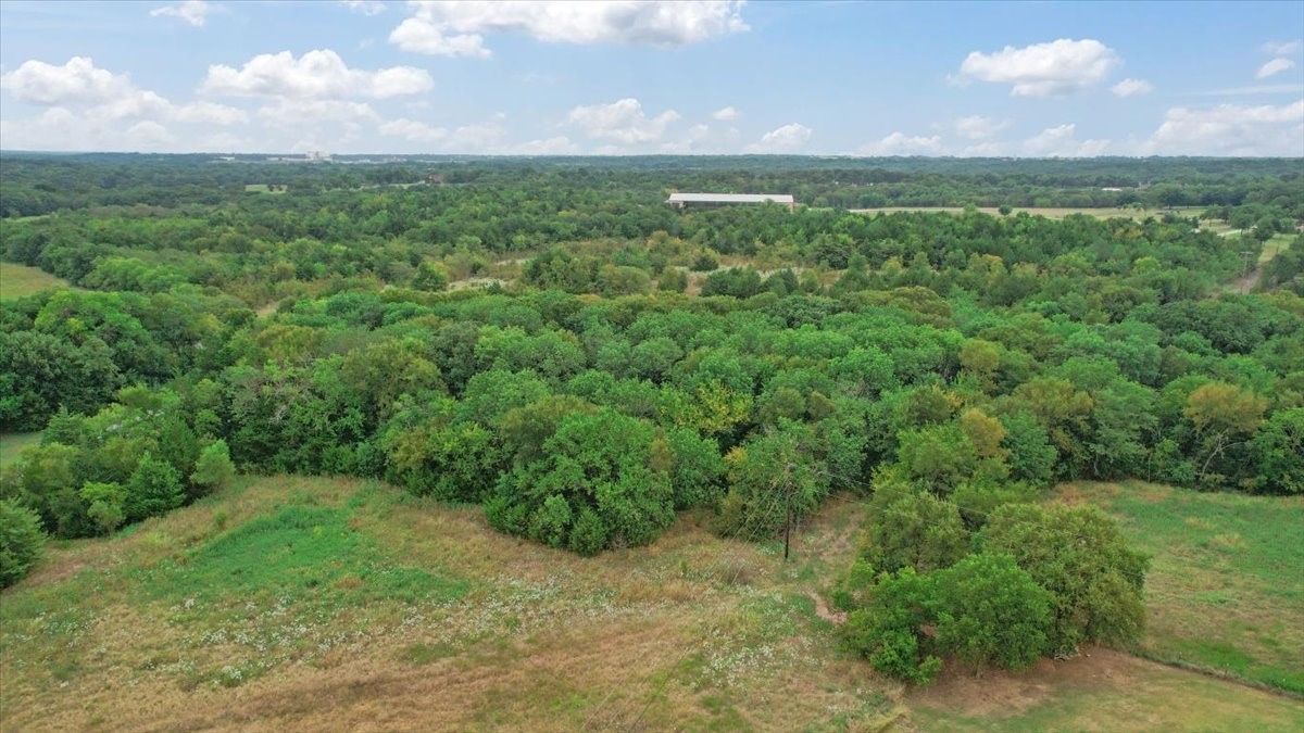 4 Fawn Hollow Trail Denison TX 75020