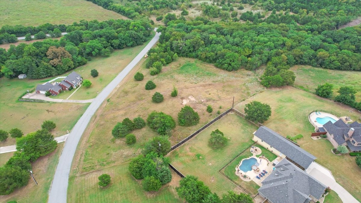 4 Fawn Hollow Trail Denison TX 75020