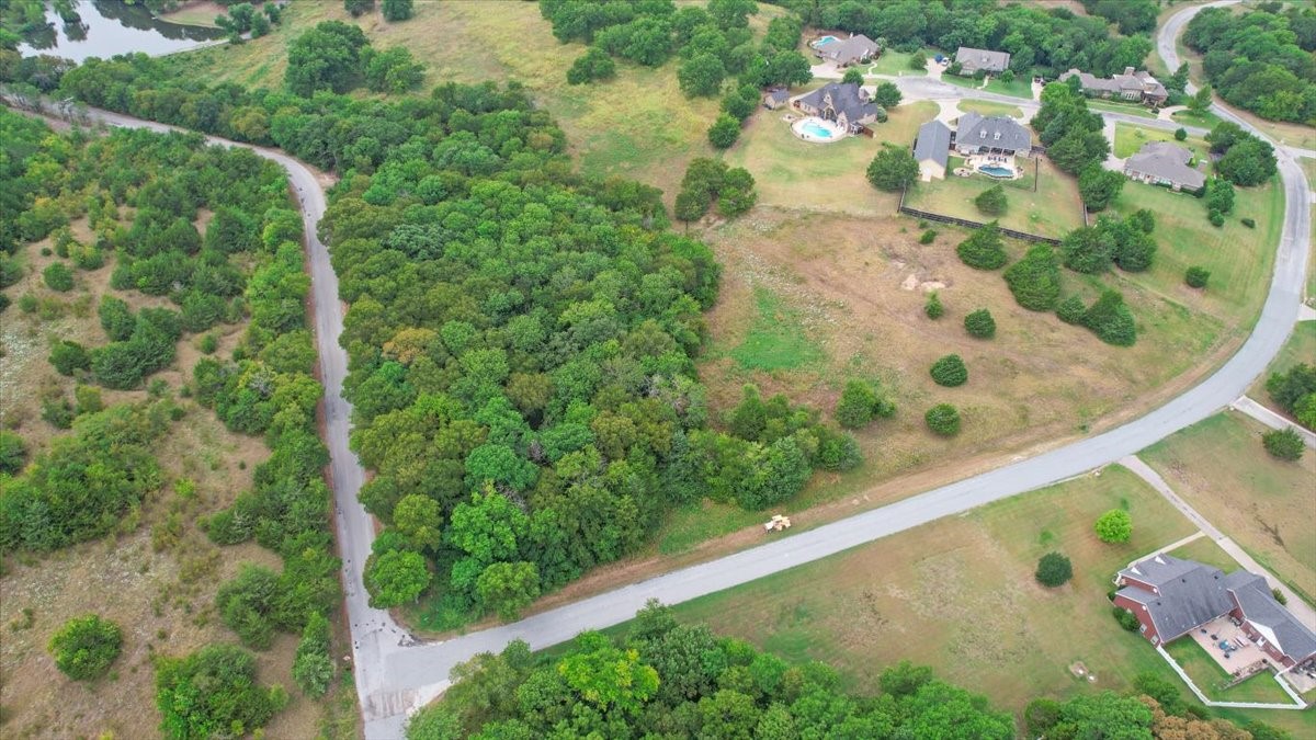 4 Fawn Hollow Trail Denison TX 75020