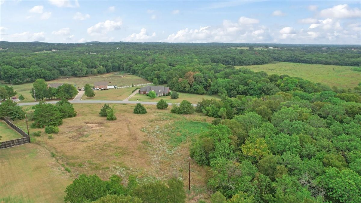 4 Fawn Hollow Trail Denison TX 75020