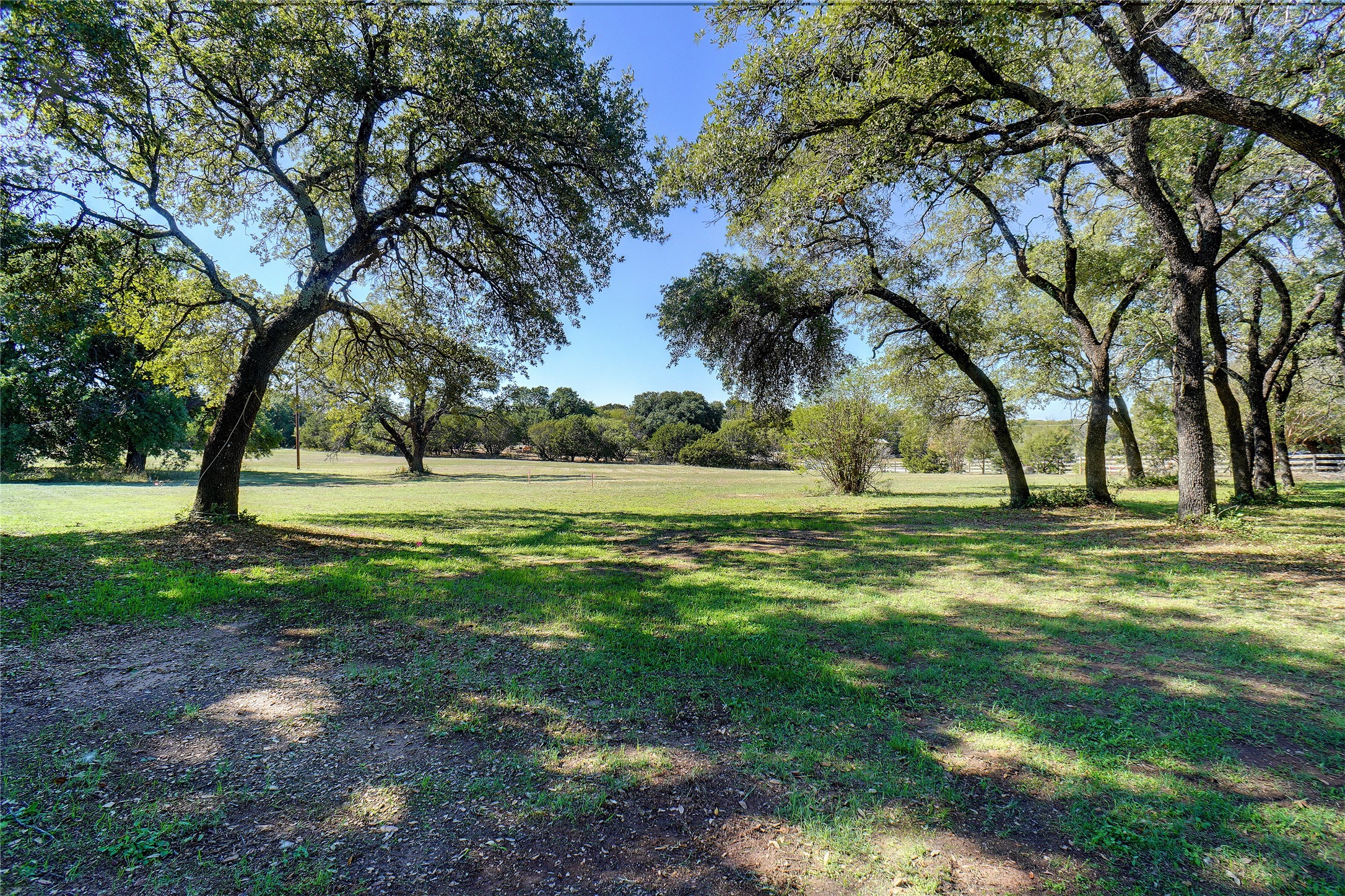 3707 Bob White Granbury TX 76049