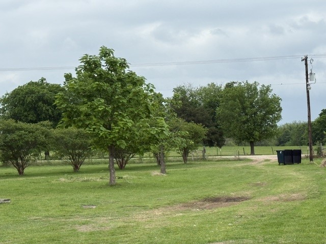 4913 N Fm 1752 Savoy TX 75479