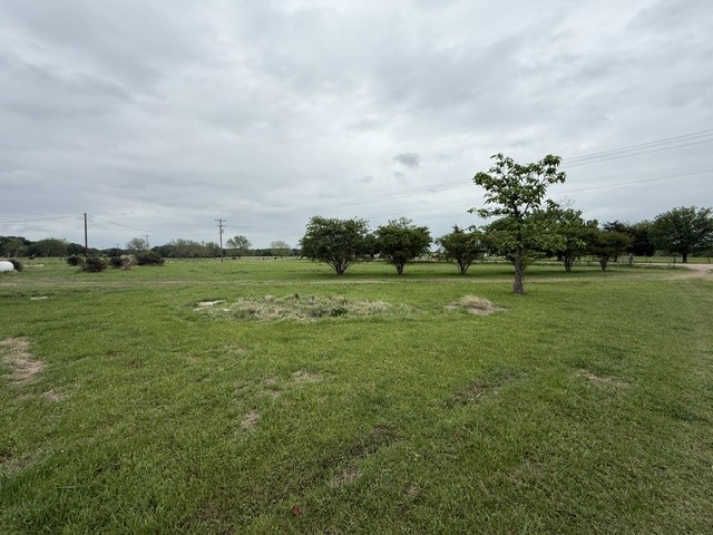 4913 N Fm 1752 Savoy TX 75479