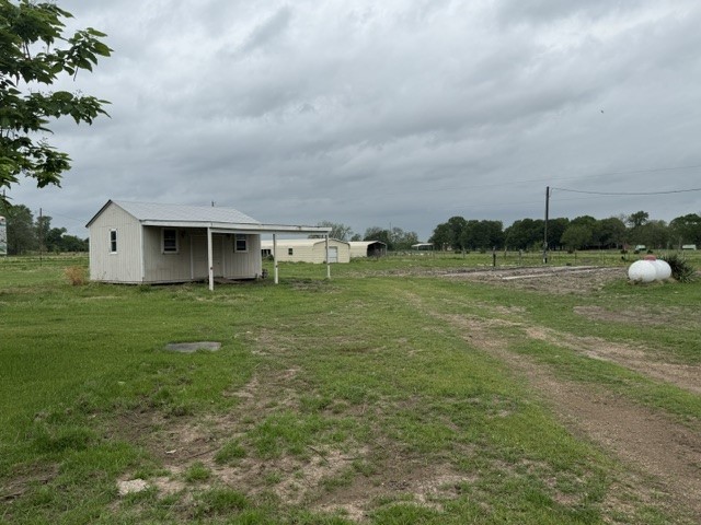 4913 N Fm 1752 Savoy TX 75479