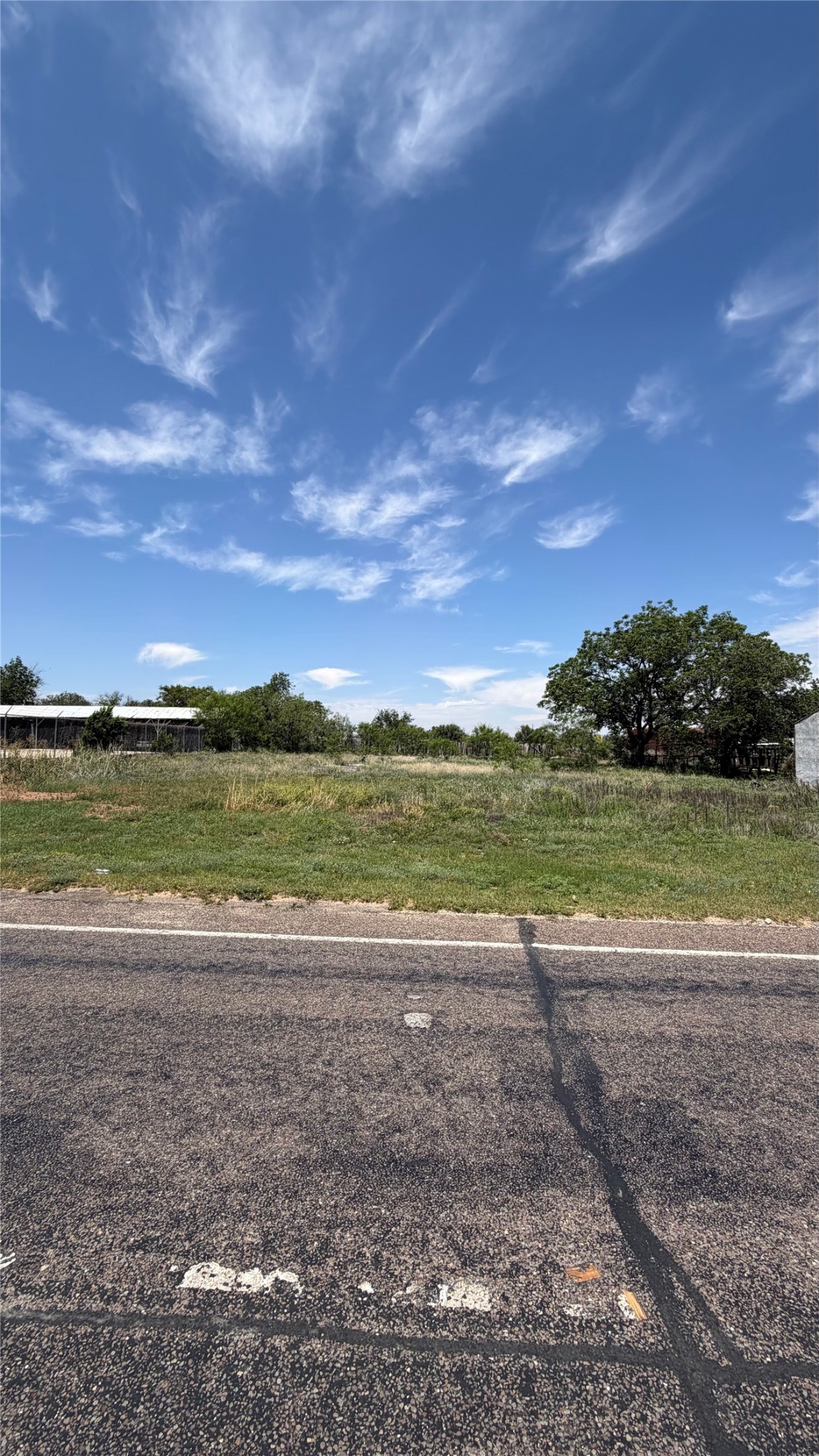 2407 E Broadway Street Sweetwater TX 79556