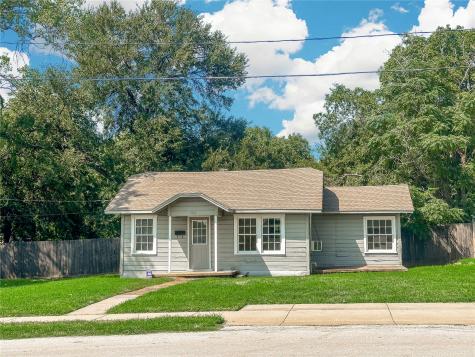 404 W Hudgins Street Grapevine TX 76051