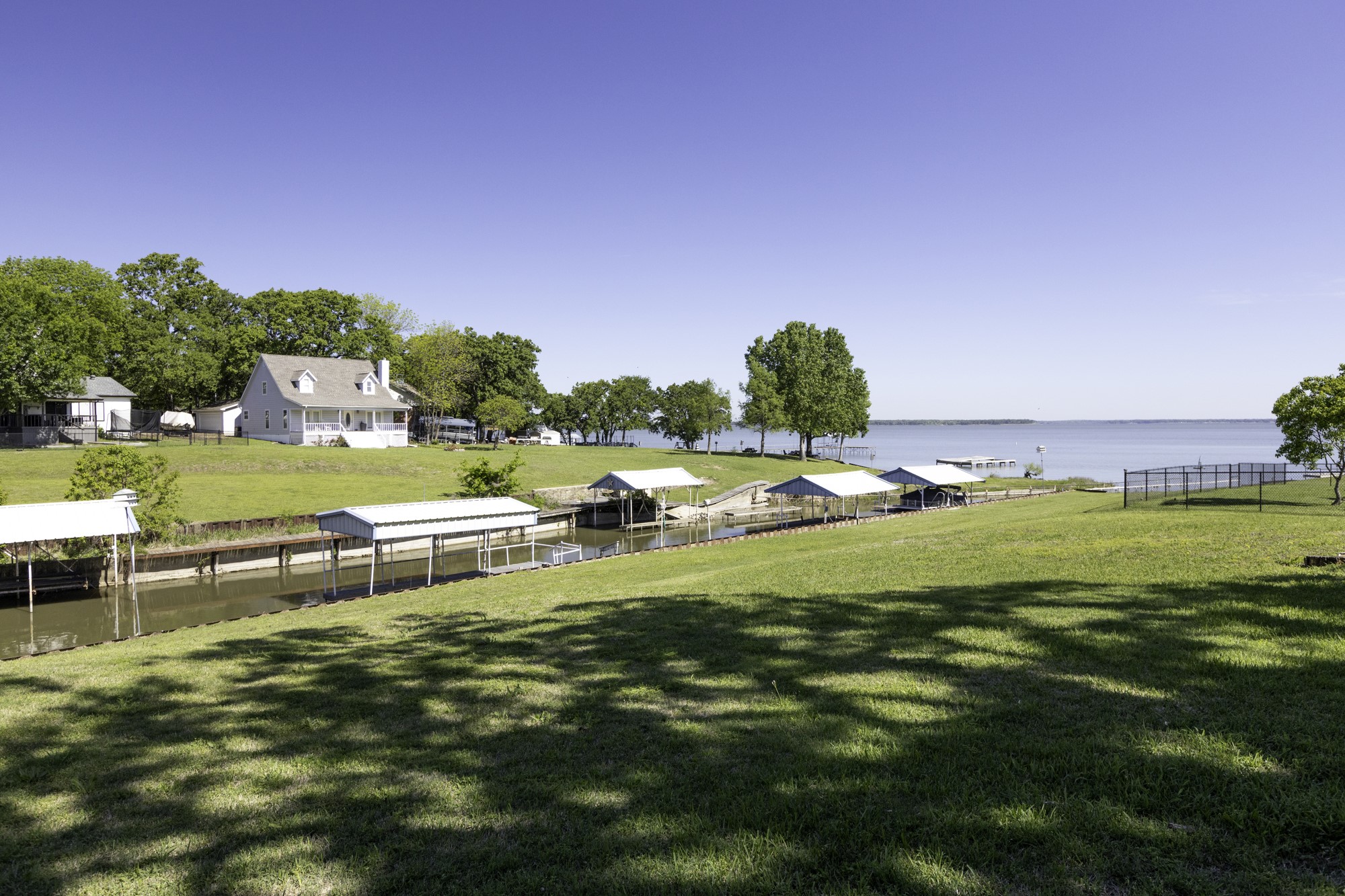 1032 Shoreline Drive West Tawakoni TX 75474