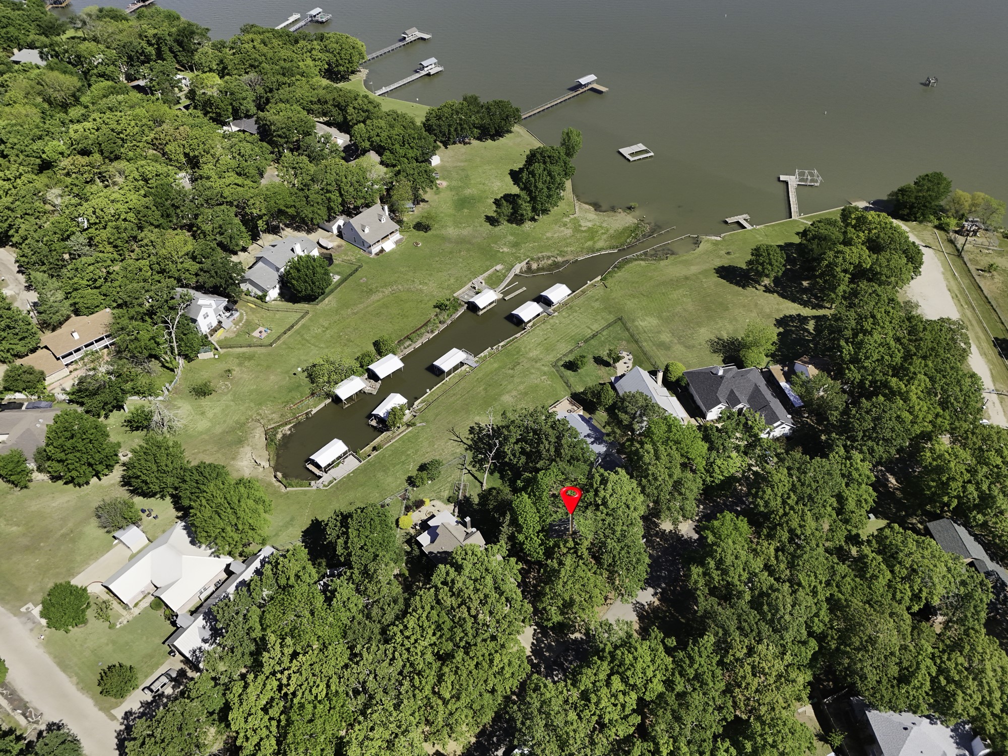 1032 Shoreline Drive West Tawakoni TX 75474