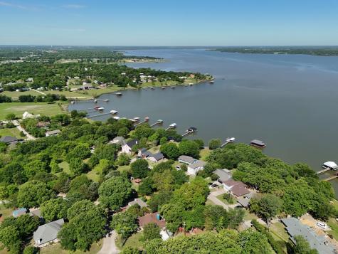 1032 Shoreline Drive West Tawakoni TX 75474