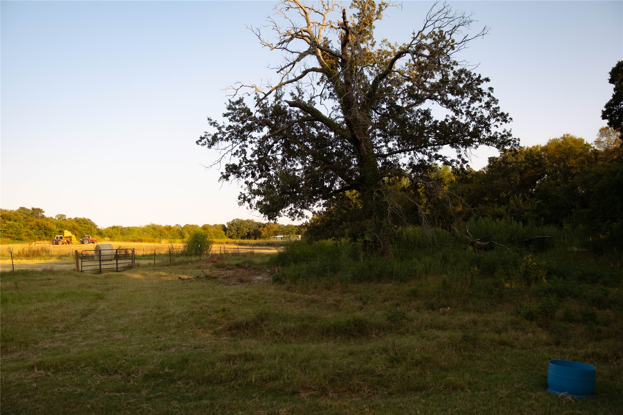 157 Private Road 142 Covington TX 76636