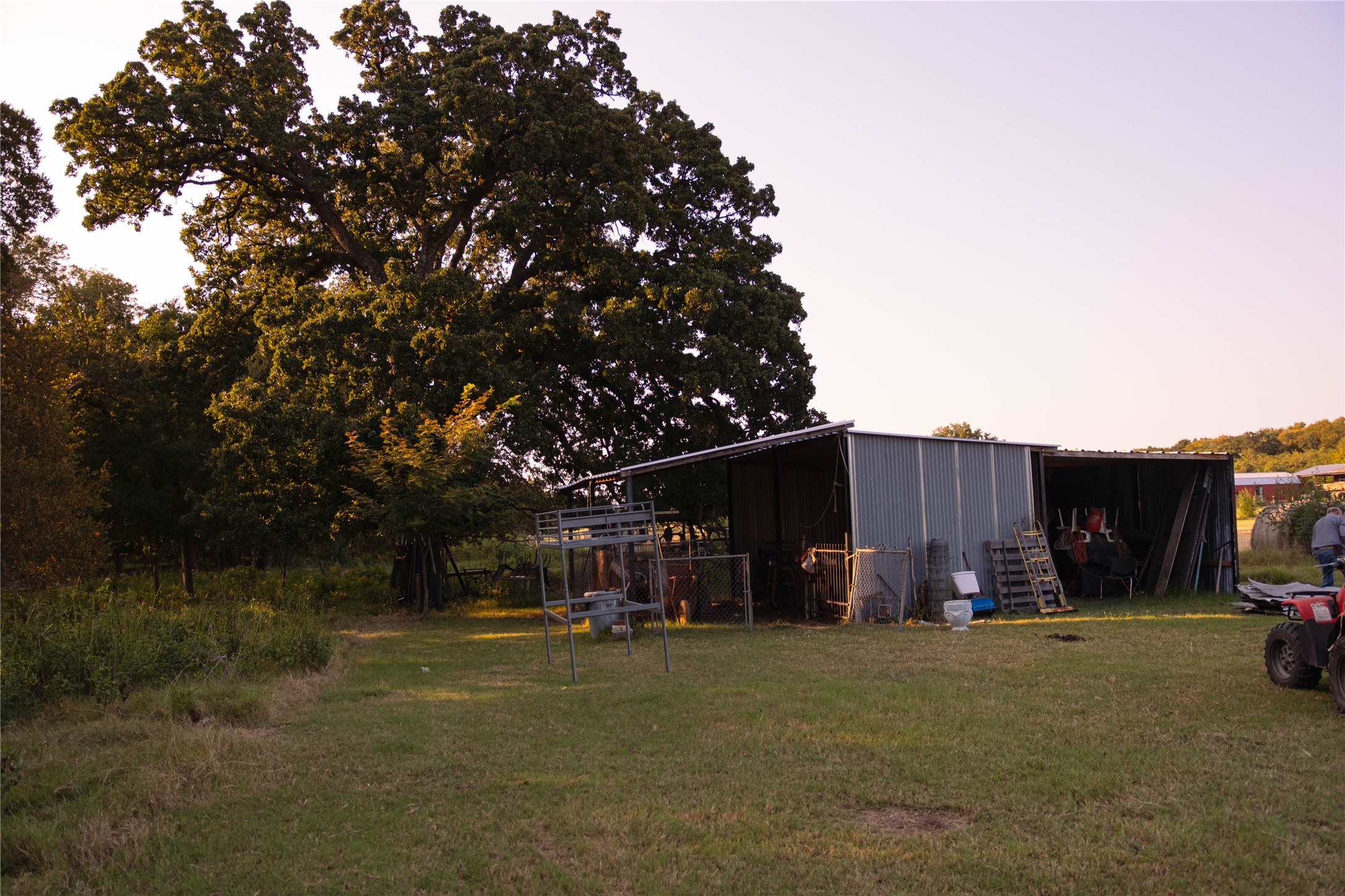 157 Private Road 142 Covington TX 76636