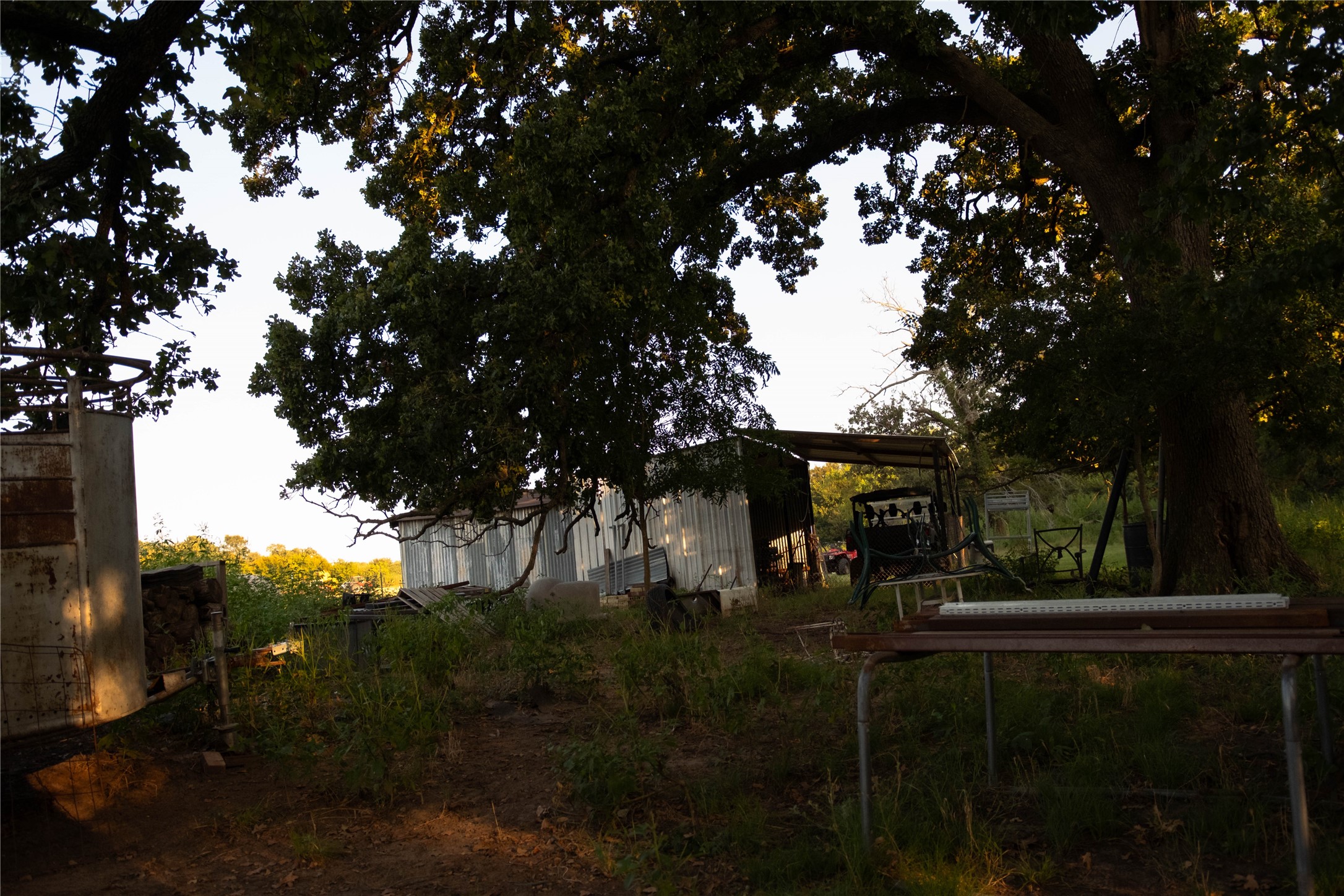 157 Private Road 142 Covington TX 76636