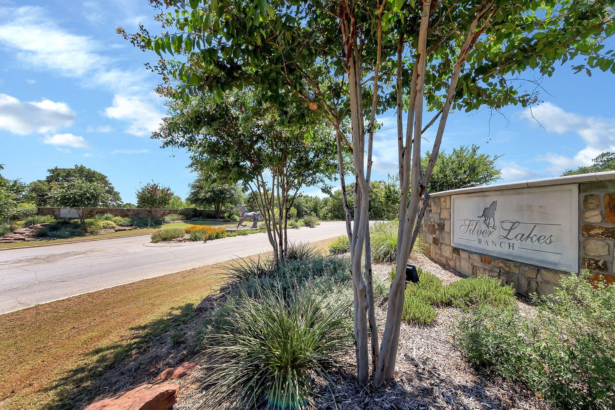 411 Mountain View Court Sunset TX 76270