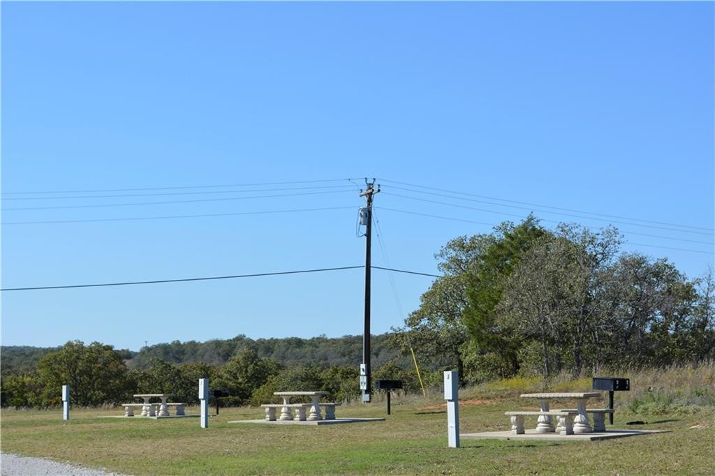 411 Mountain View Court Sunset TX 76270