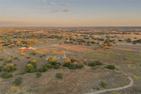 3270 Fm-573 Comanche TX 76442