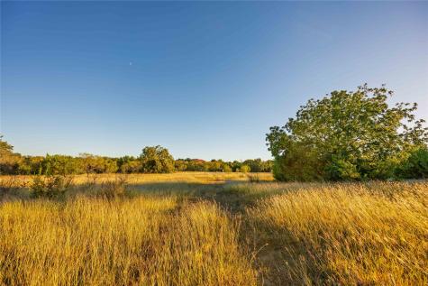 3270 Fm-573 Comanche TX 76442