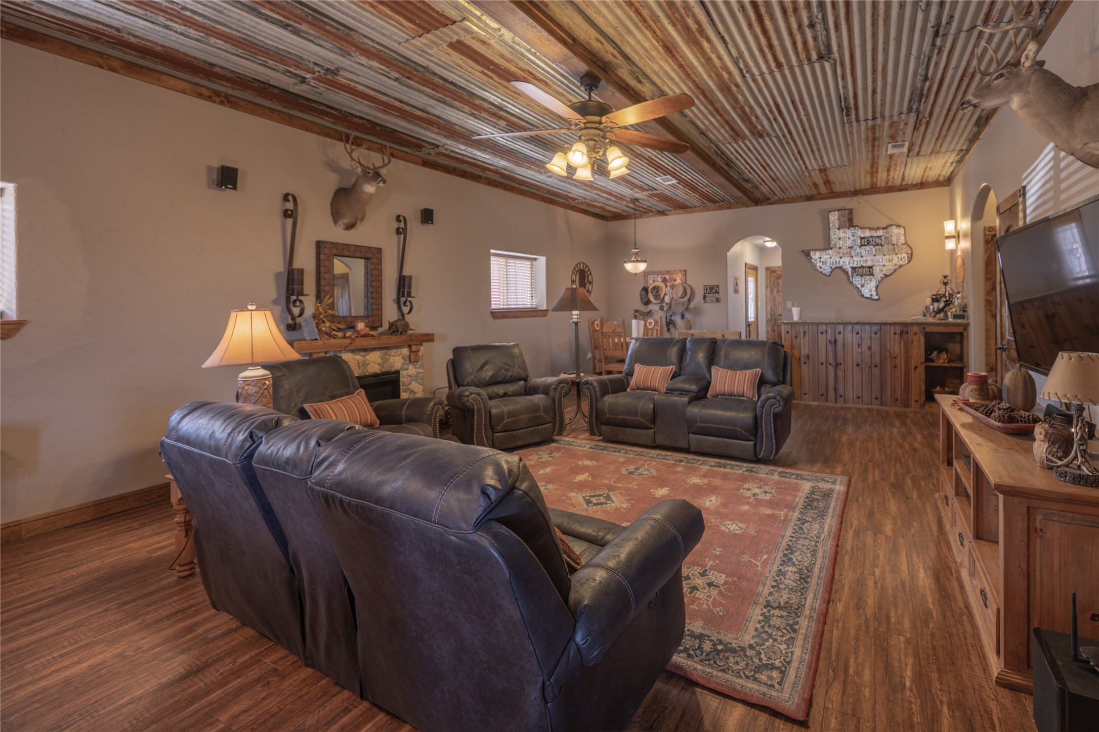 3270 Fm-573 Comanche TX 76442