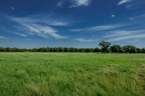 0001 W Pleasant Valley Road Henrietta TX 76230