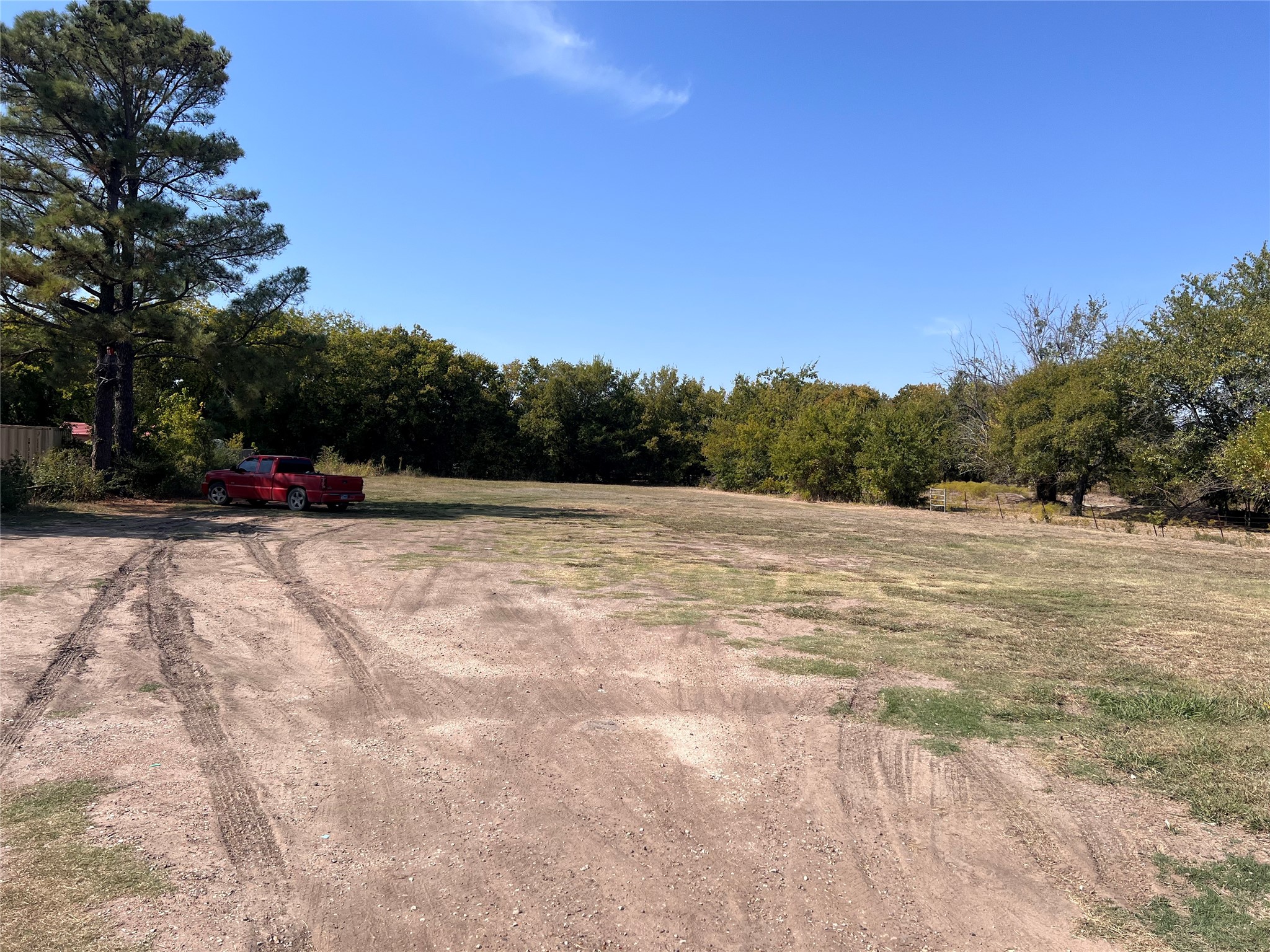 1523 N State Highway 121 Bonham TX 75418