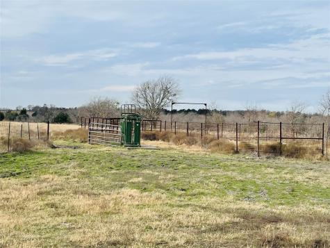 21517 SW County Road 4040 Dawson TX 76639