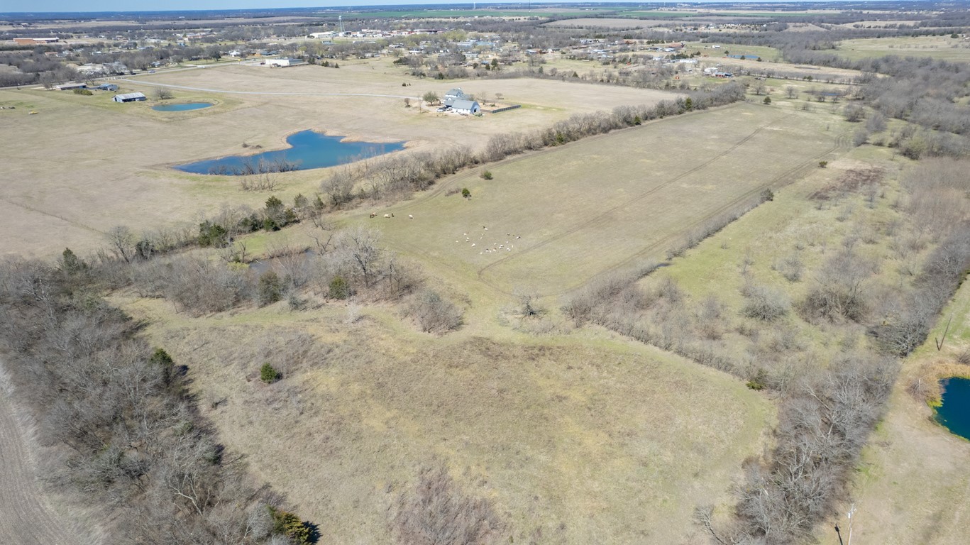 53 Us Highway 69 Celeste TX 75423