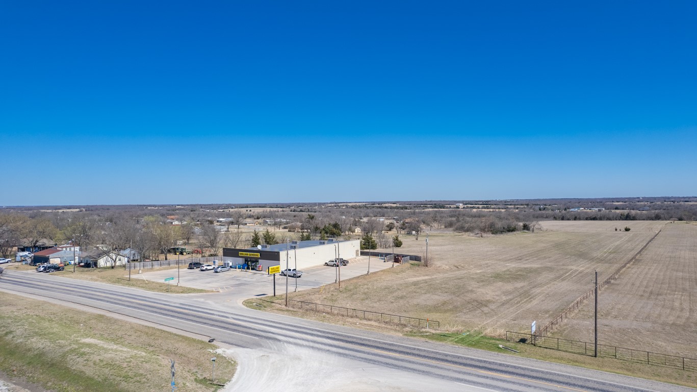 53 Us Highway 69 Celeste TX 75423