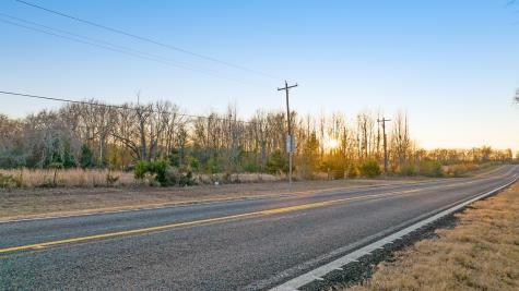 6490 Fm 1701 Avery TX 75554
