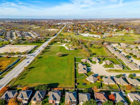 1101 E Main Street Crowley TX 76036