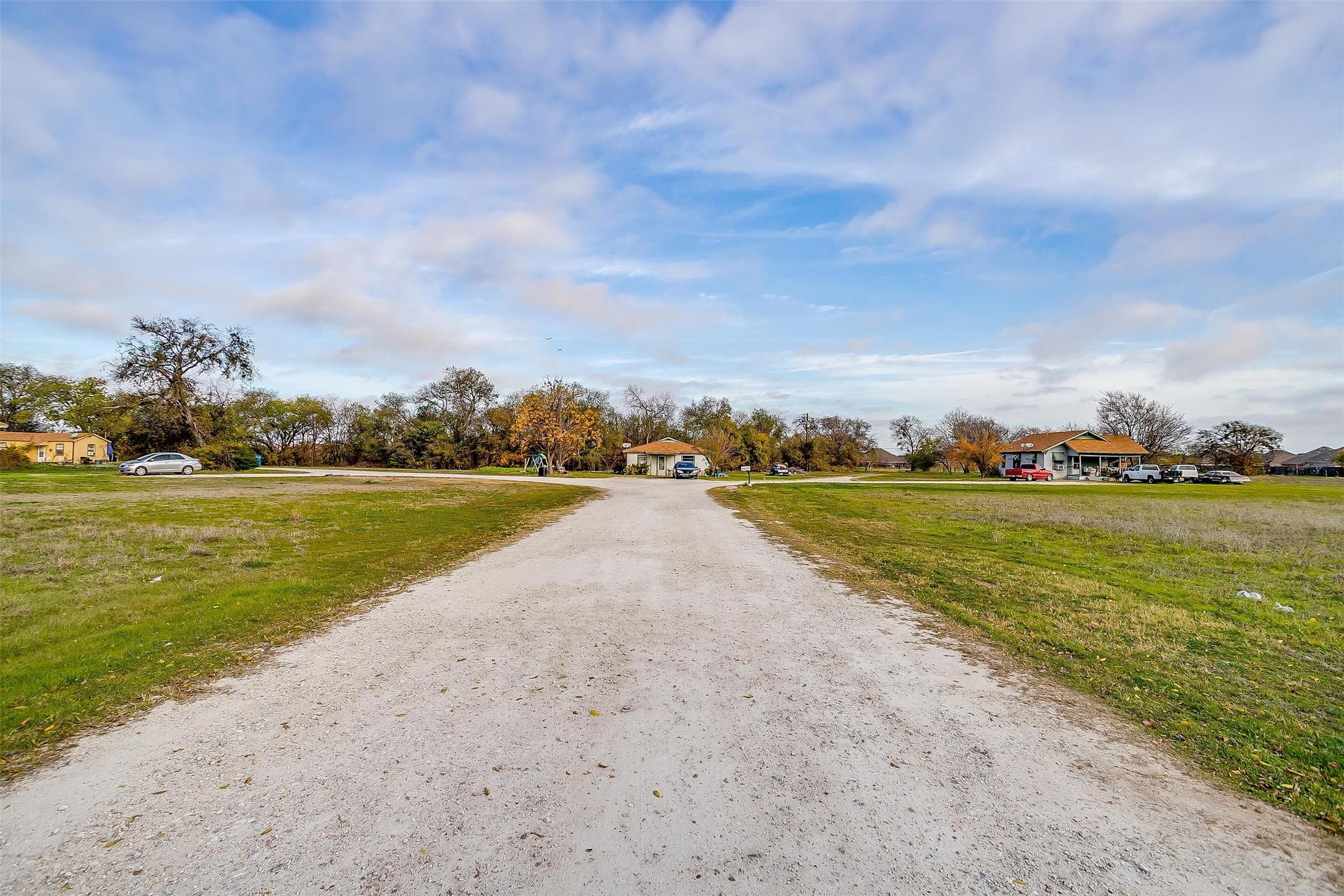 1101 E Main Street Crowley TX 76036