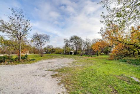 1101 E Main Street Crowley TX 76036
