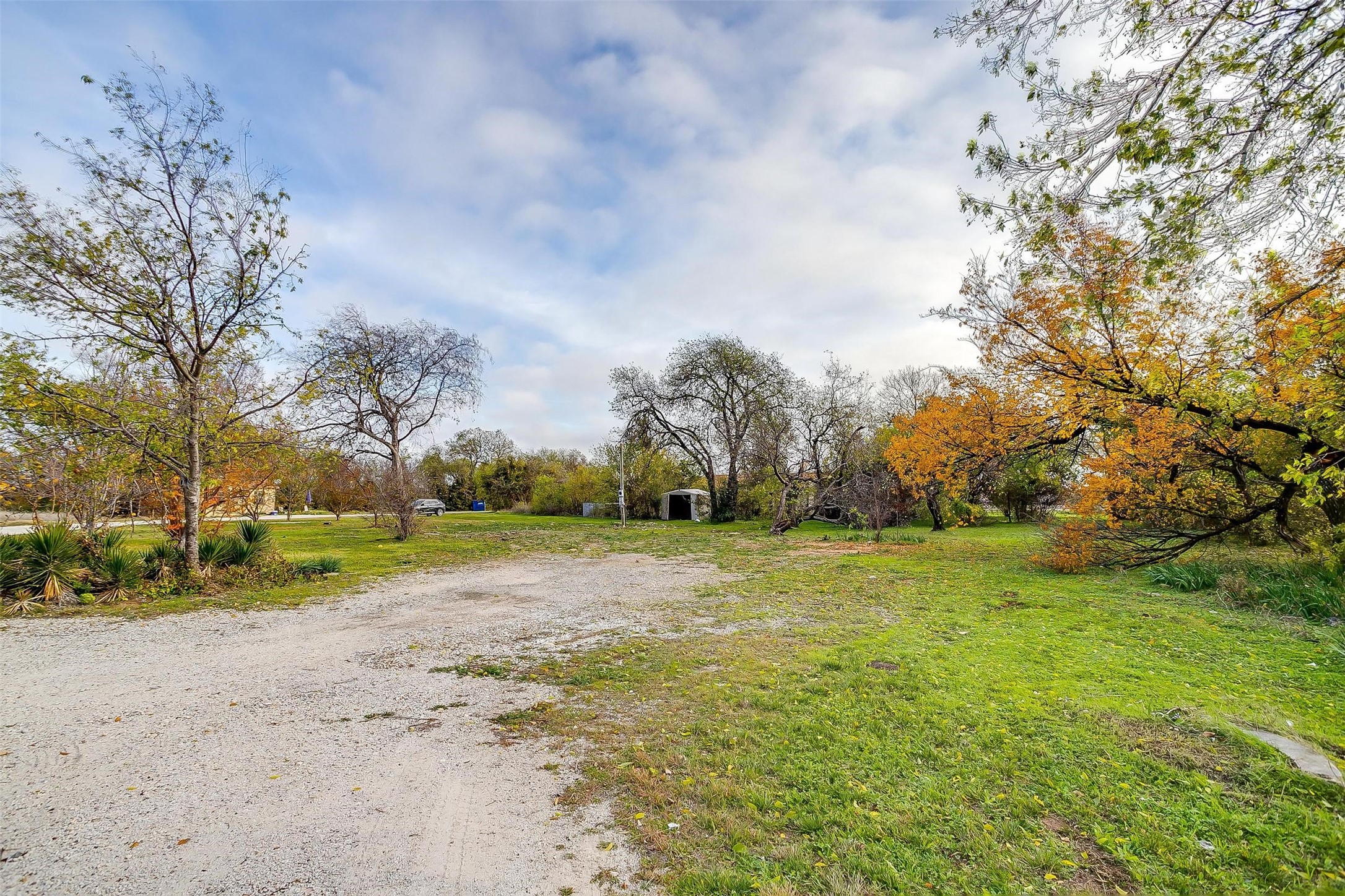 1101 E Main Street Crowley TX 76036