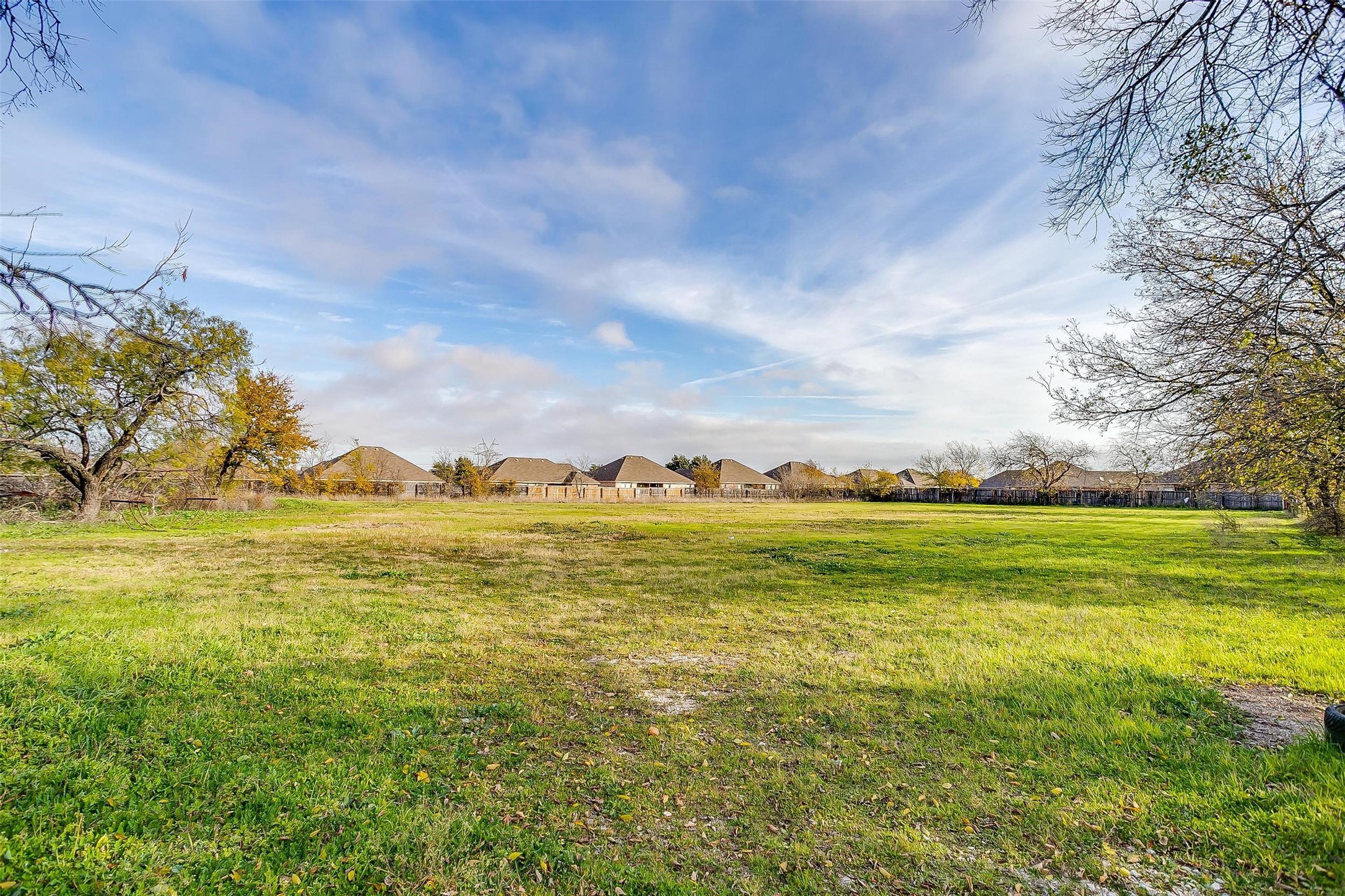 1101 E Main Street Crowley TX 76036