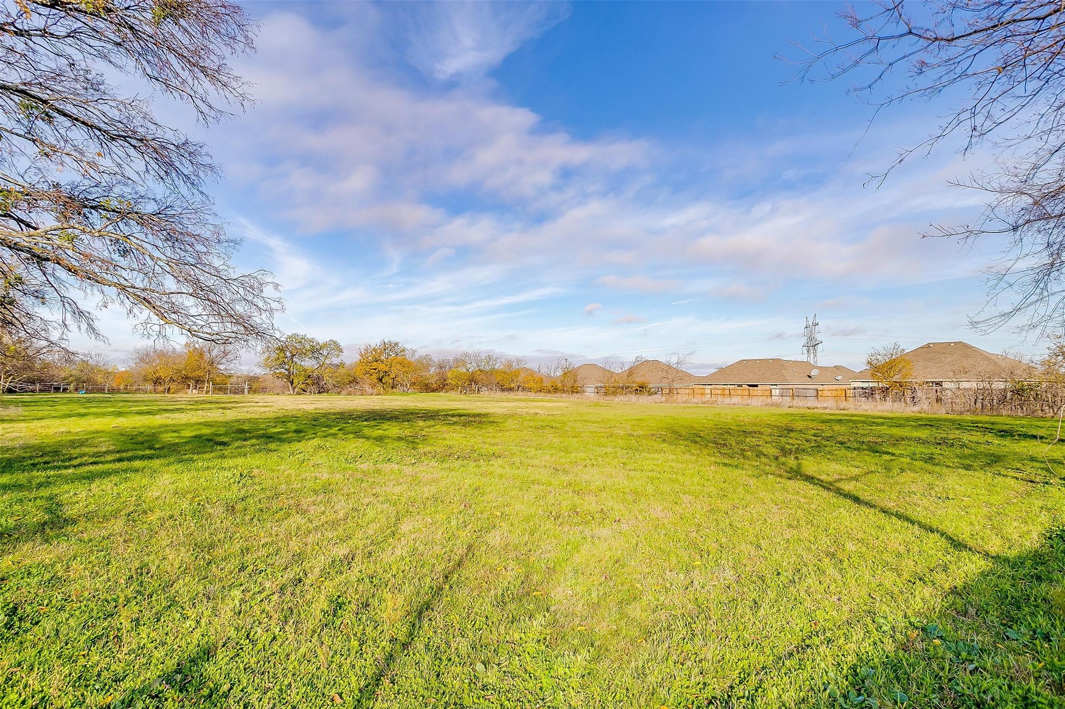 1101 E Main Street Crowley TX 76036