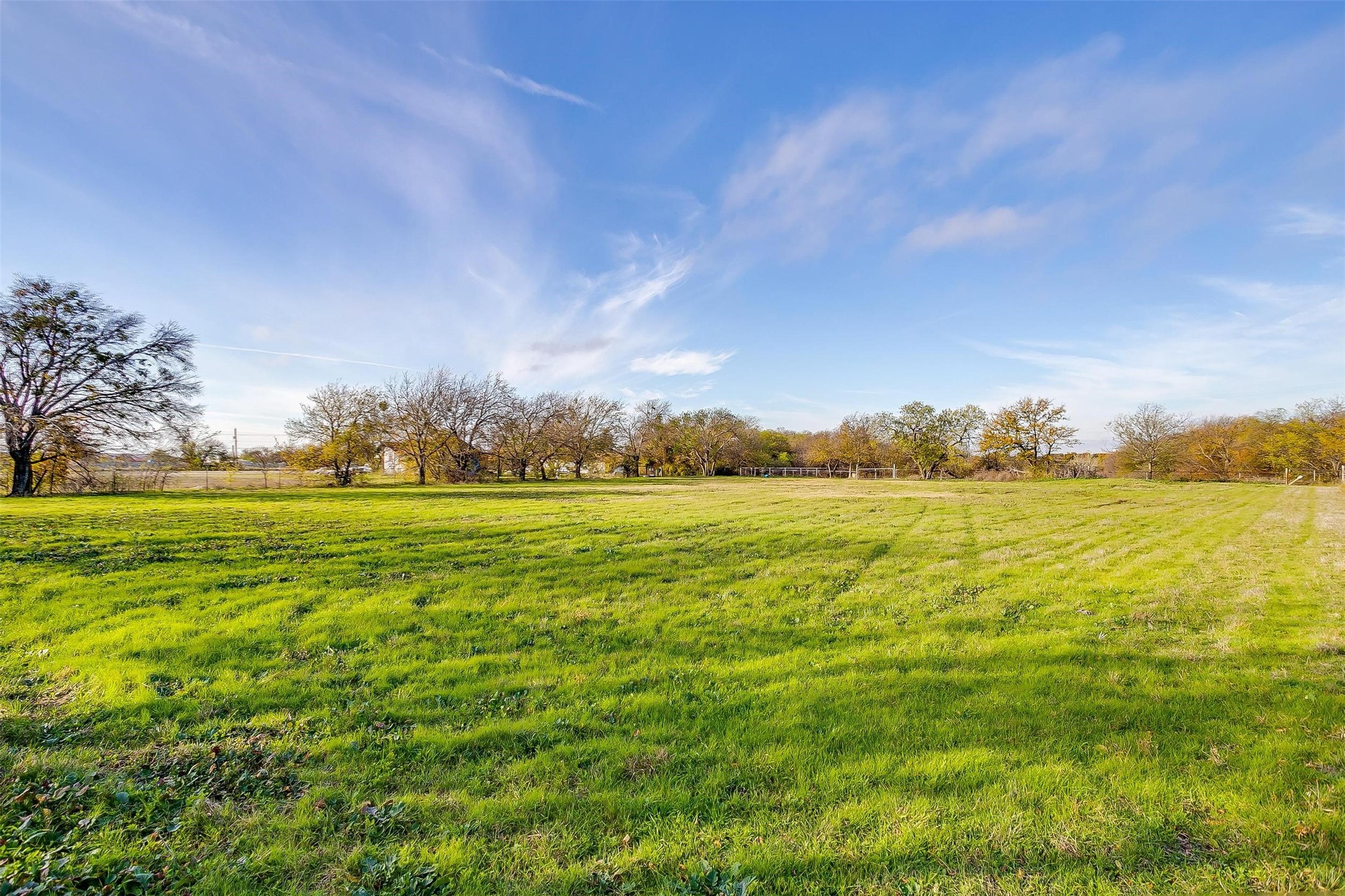 1101 E Main Street Crowley TX 76036