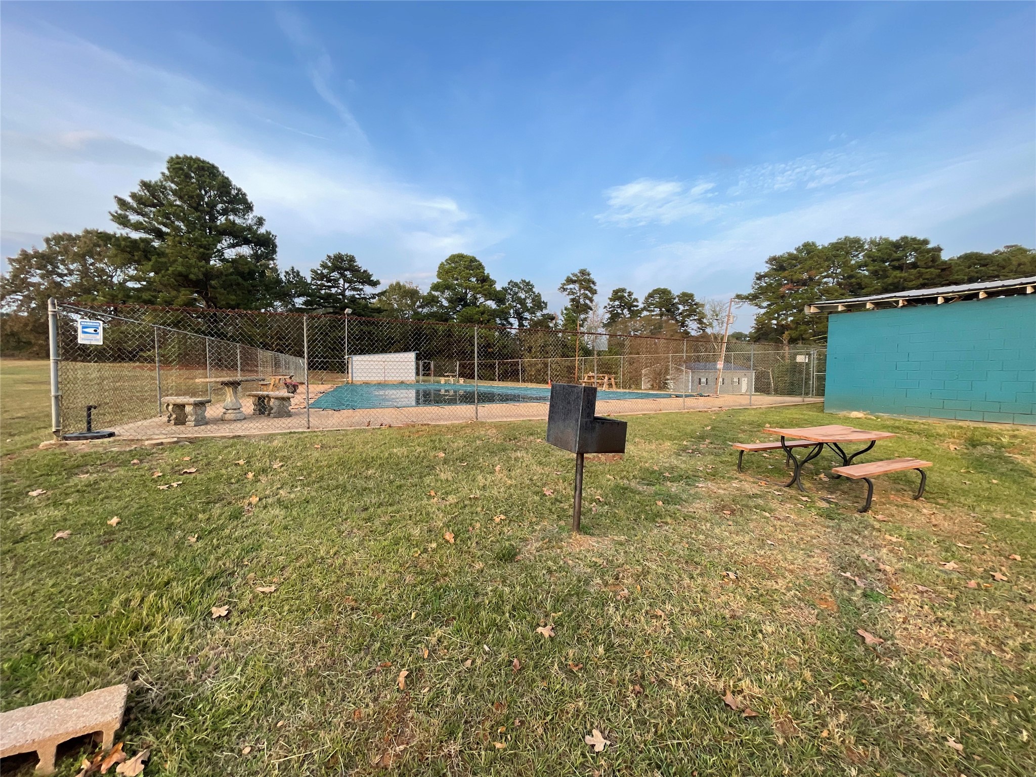224,208 E Cherokee Bullard TX 75757