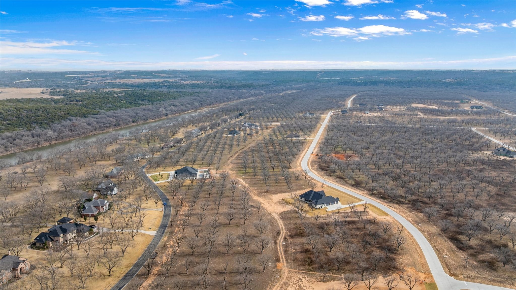 2142 E Landings N Granbury TX 76049