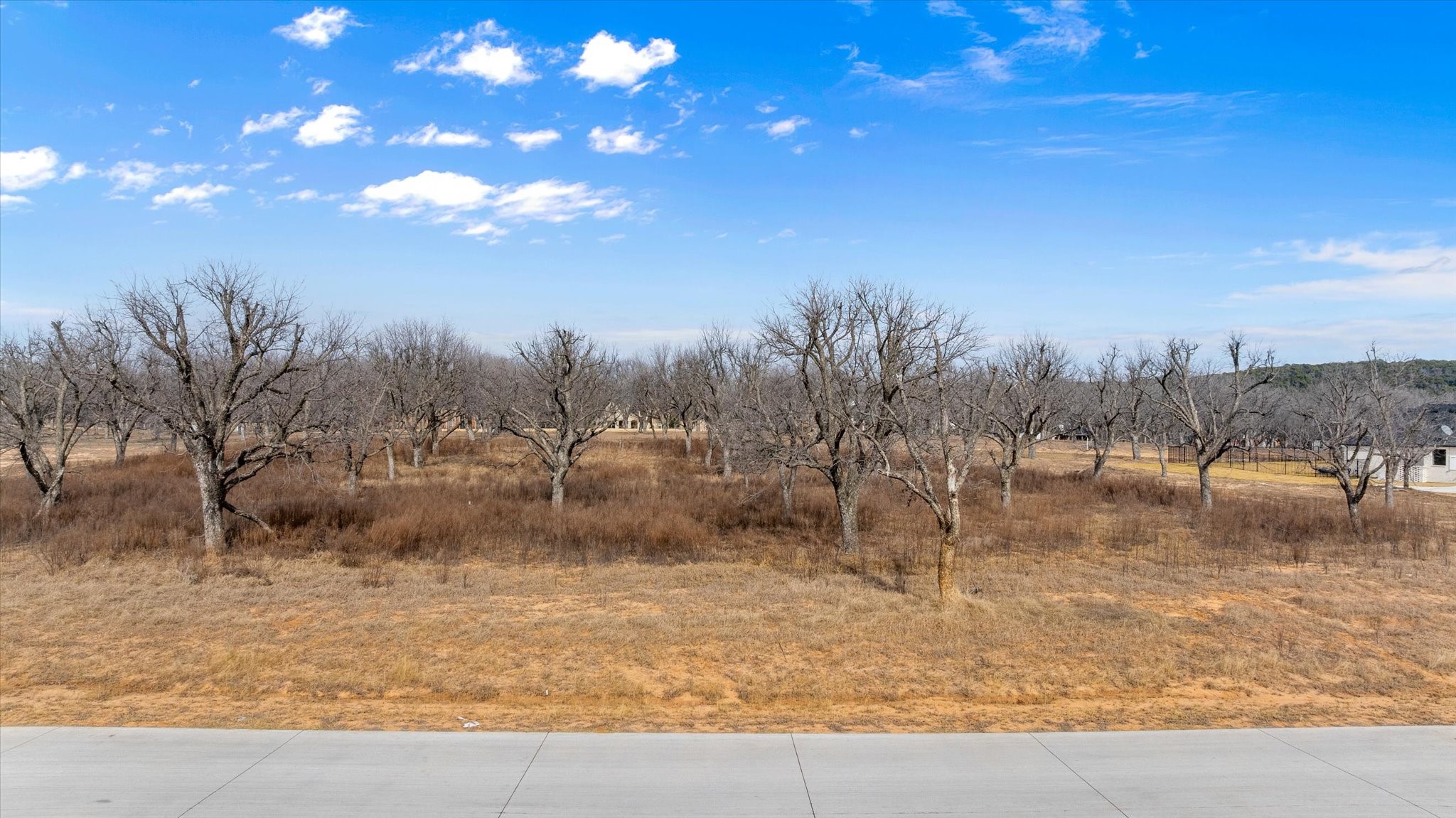 2142 E Landings N Granbury TX 76049
