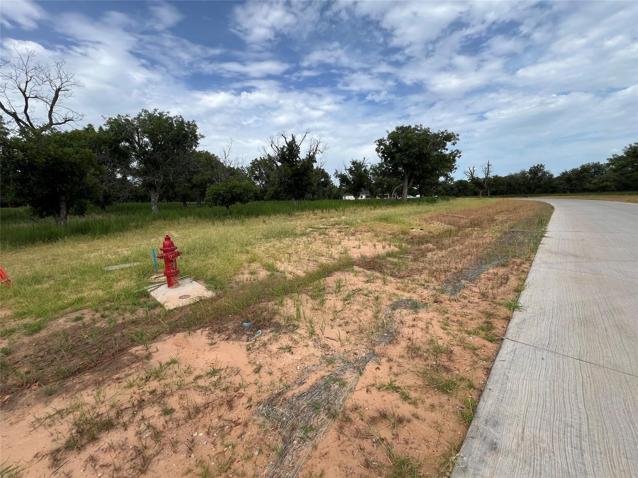 2142 E Landings N Granbury TX 76049