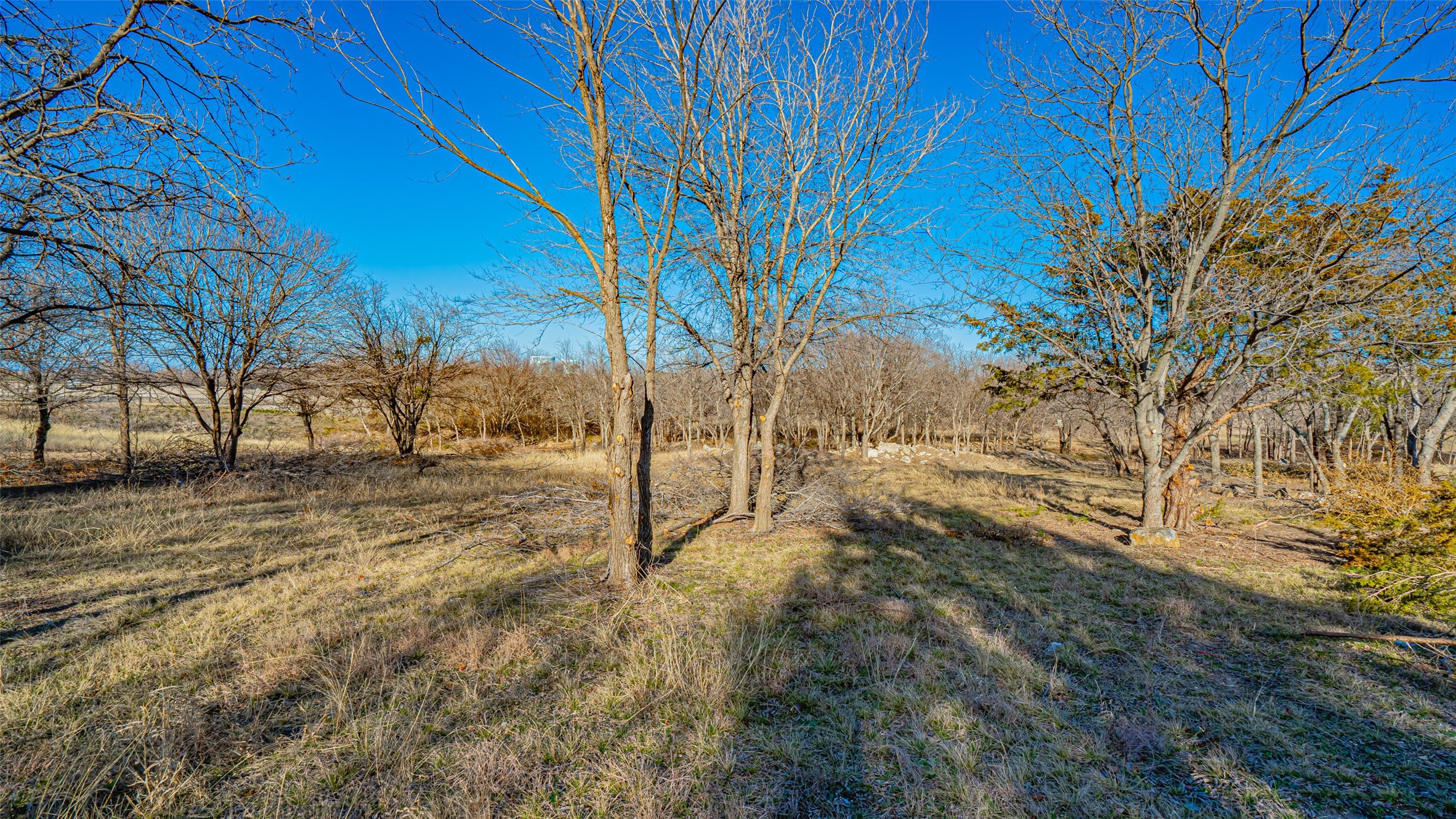 1725 S Las Vegas Trail White Settlement TX 76108