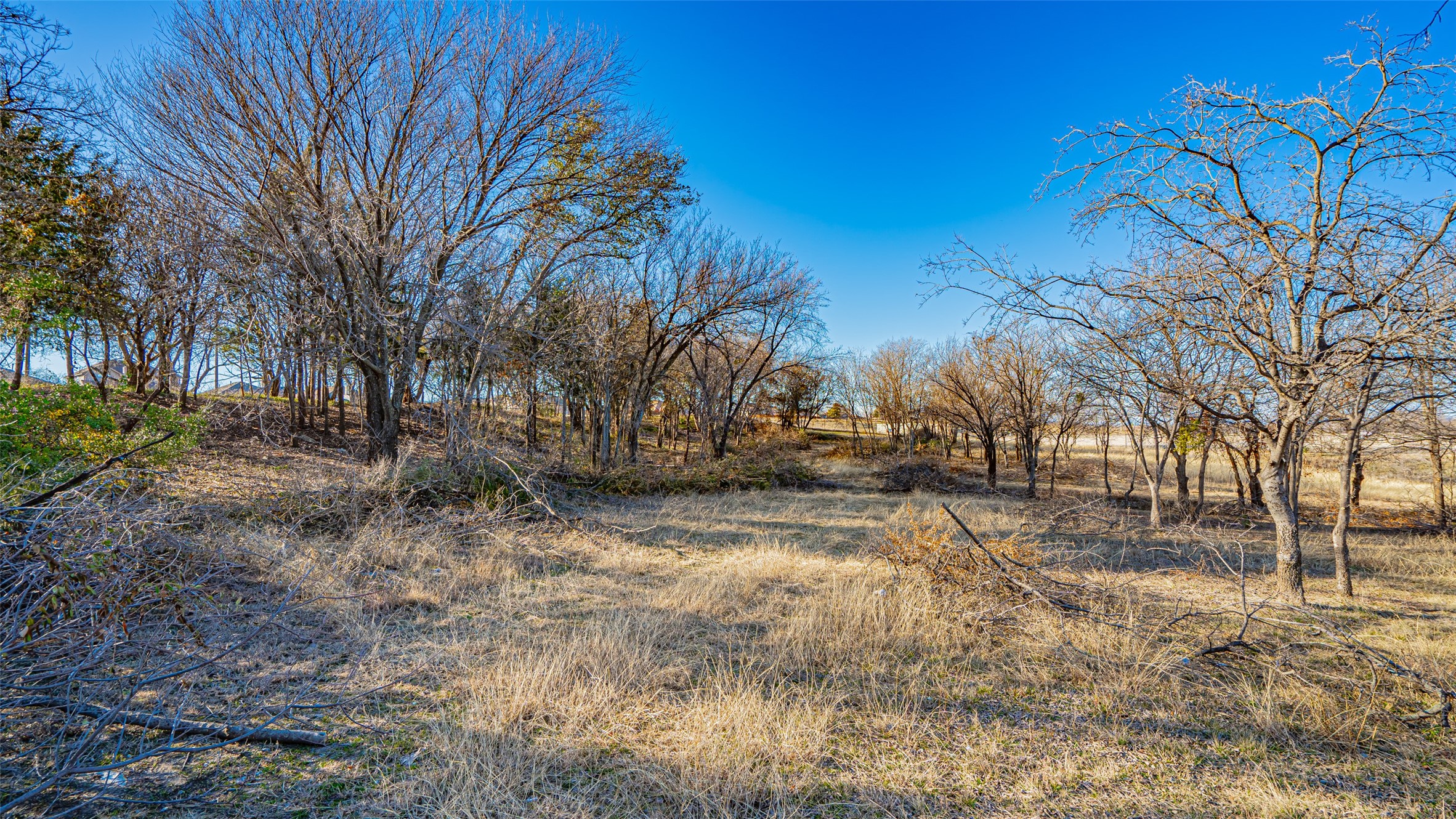 1725 S Las Vegas Trail White Settlement TX 76108