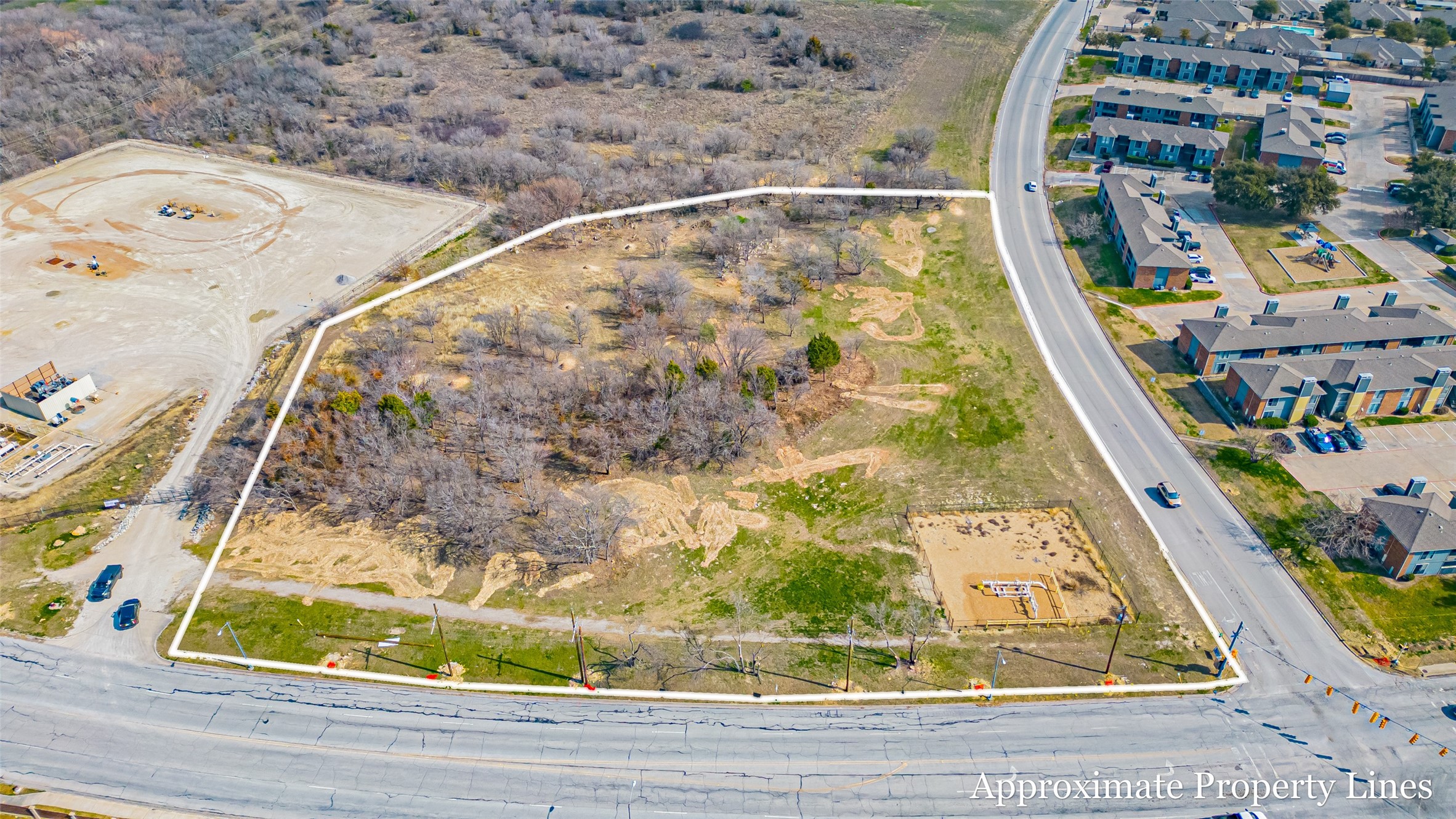 1725 S Las Vegas Trail White Settlement TX 76108