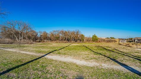 1725 S Las Vegas Trail White Settlement TX 76108