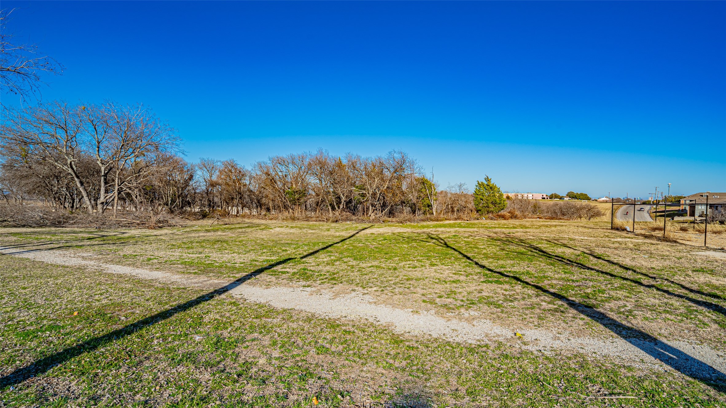 1725 S Las Vegas Trail White Settlement TX 76108