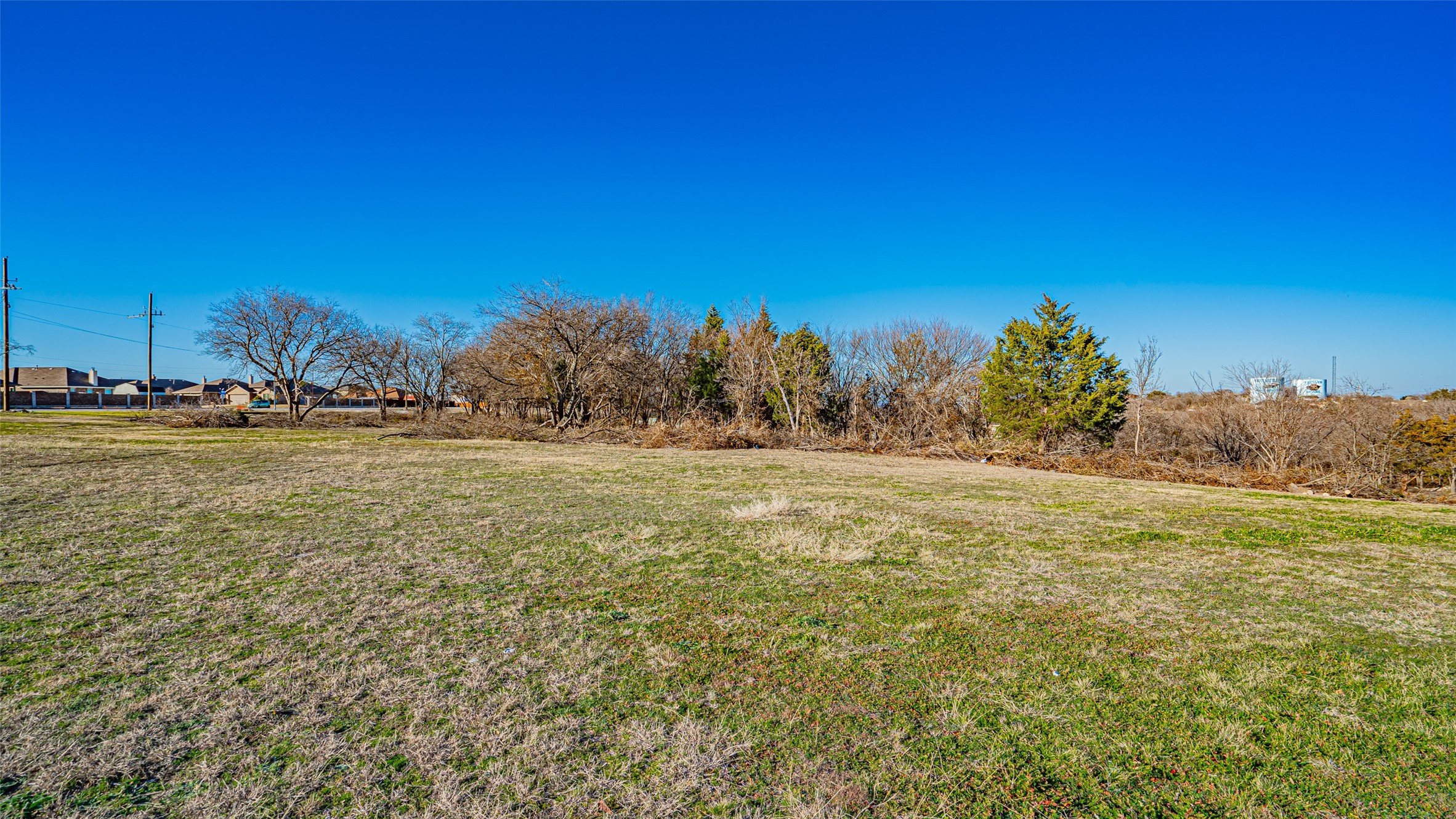 1725 S Las Vegas Trail White Settlement TX 76108