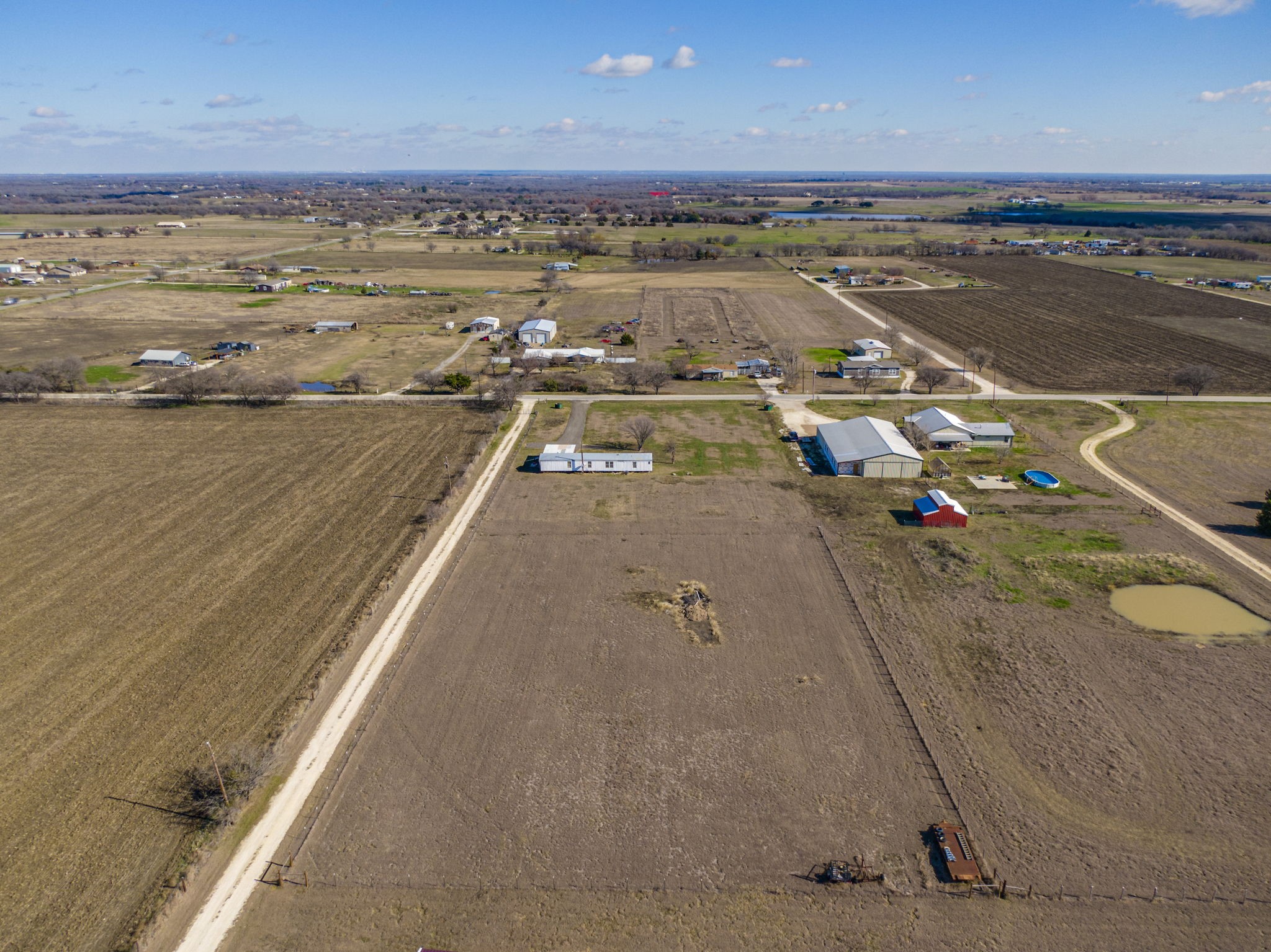 10136 County Road 418 Grandview TX 76050