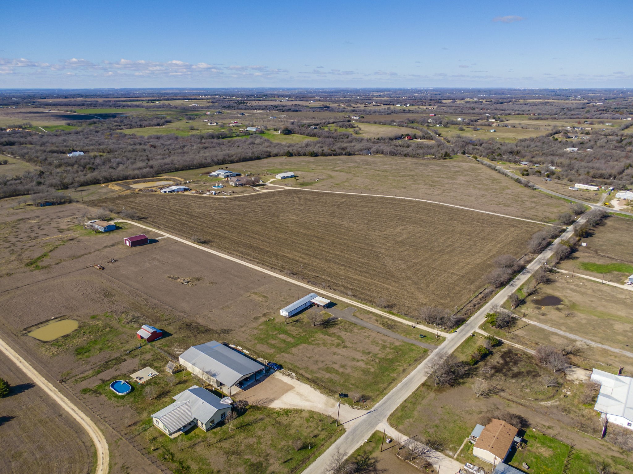 10136 County Road 418 Grandview TX 76050