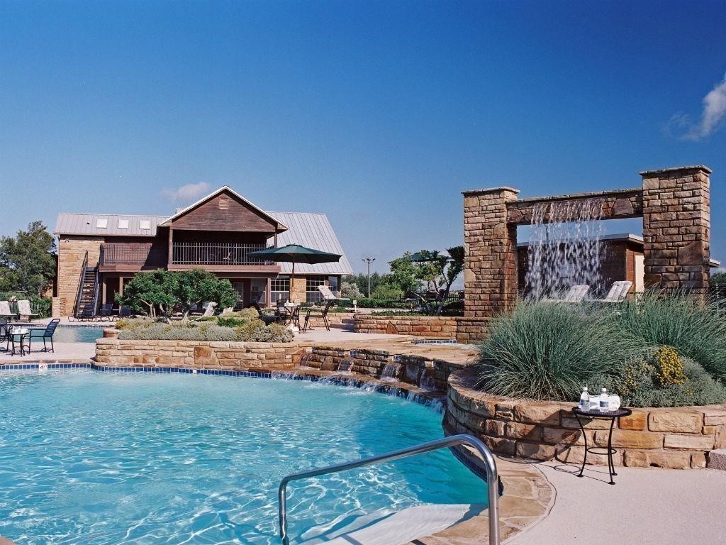 15 Baltrusol Court Graford TX 76449